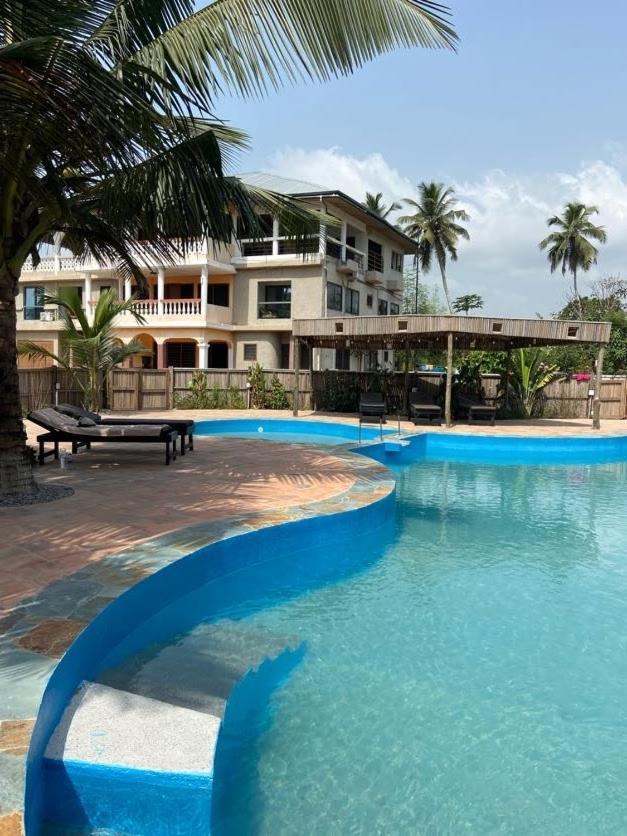 Afiki Hotel Elmina Exterior foto