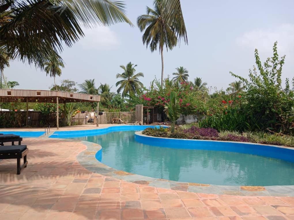 Afiki Hotel Elmina Exterior foto
