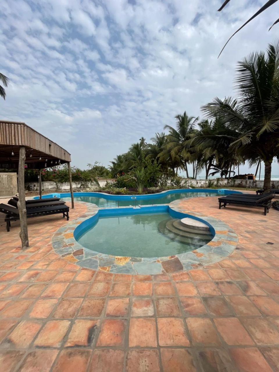 Afiki Hotel Elmina Exterior foto